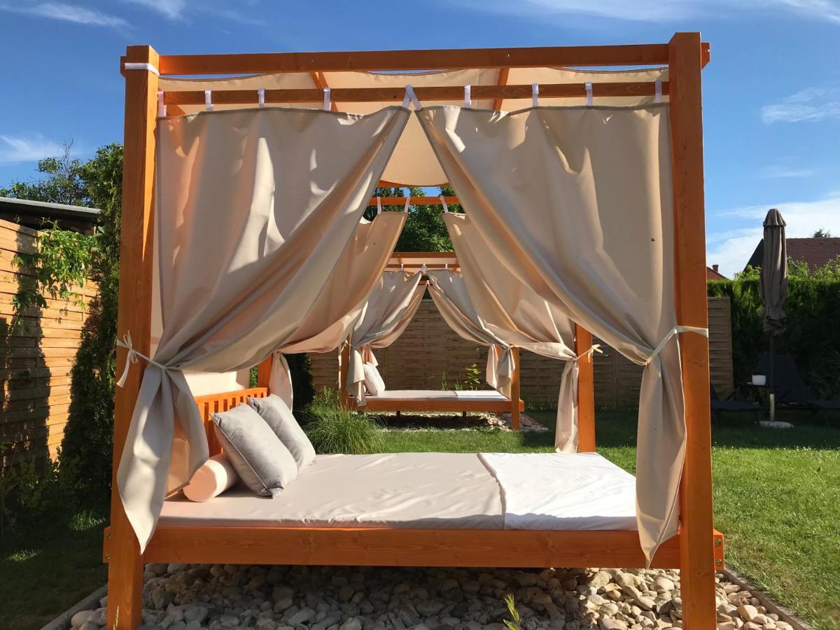 Villa Aruba & Private Spa Suites Кестели Екстериор снимка