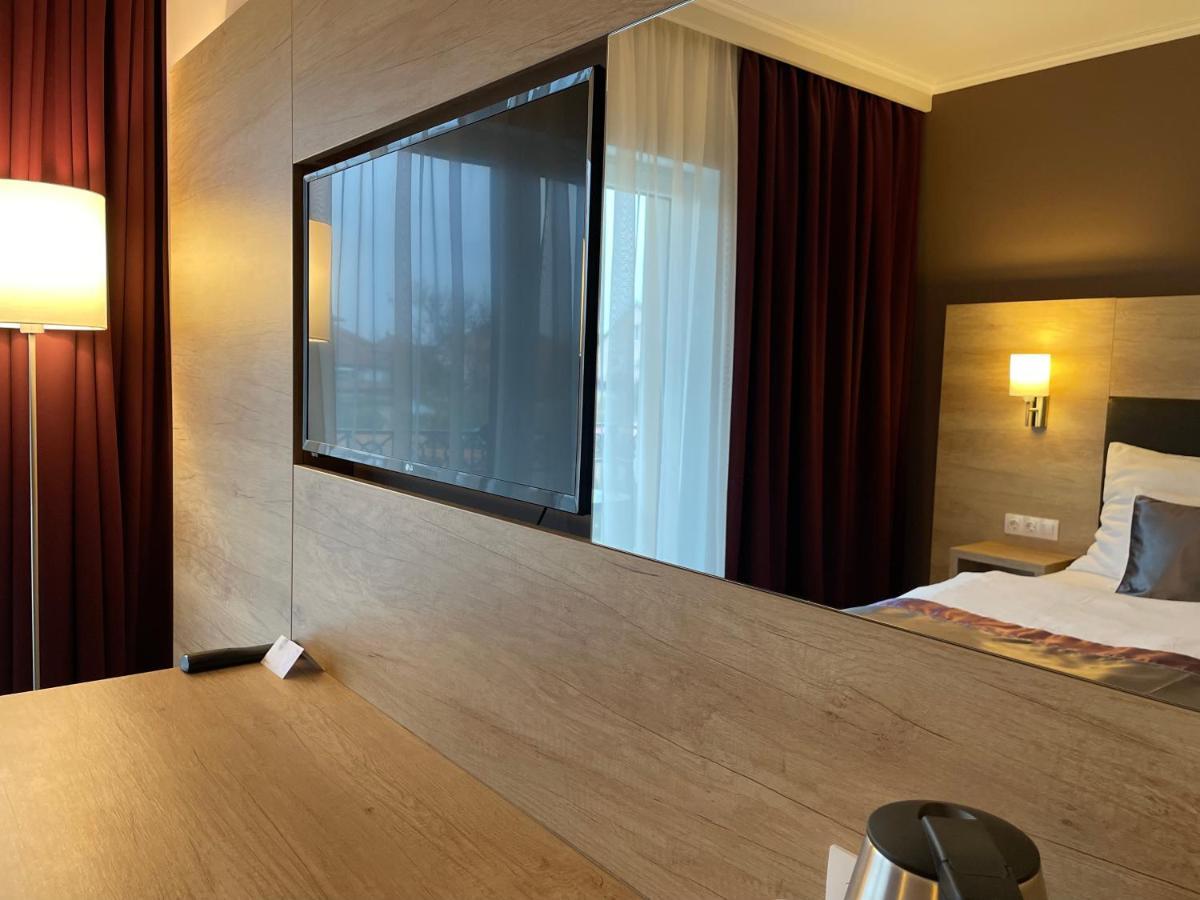 Villa Aruba & Private Spa Suites Кестели Екстериор снимка