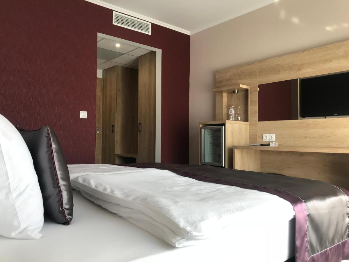 Villa Aruba & Private Spa Suites Кестели Екстериор снимка