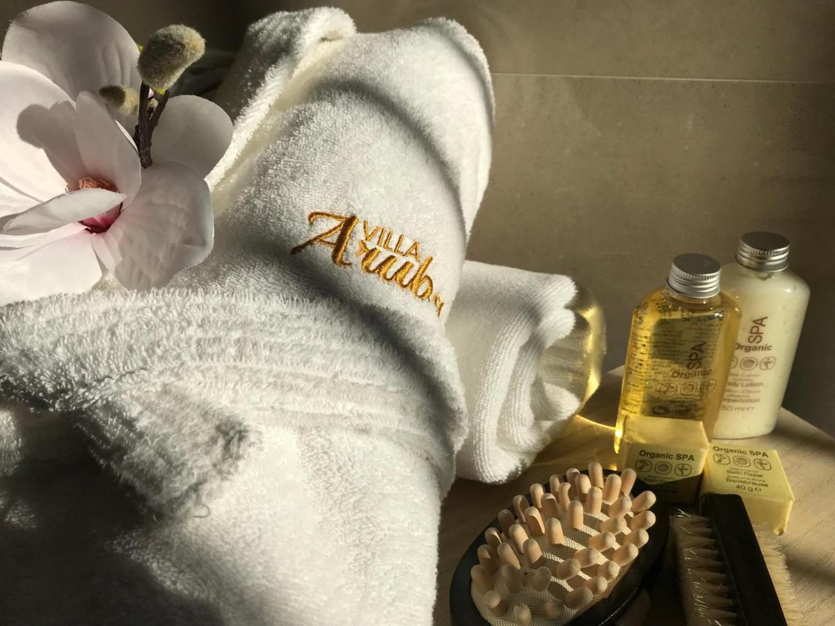 Villa Aruba & Private Spa Suites Кестели Екстериор снимка