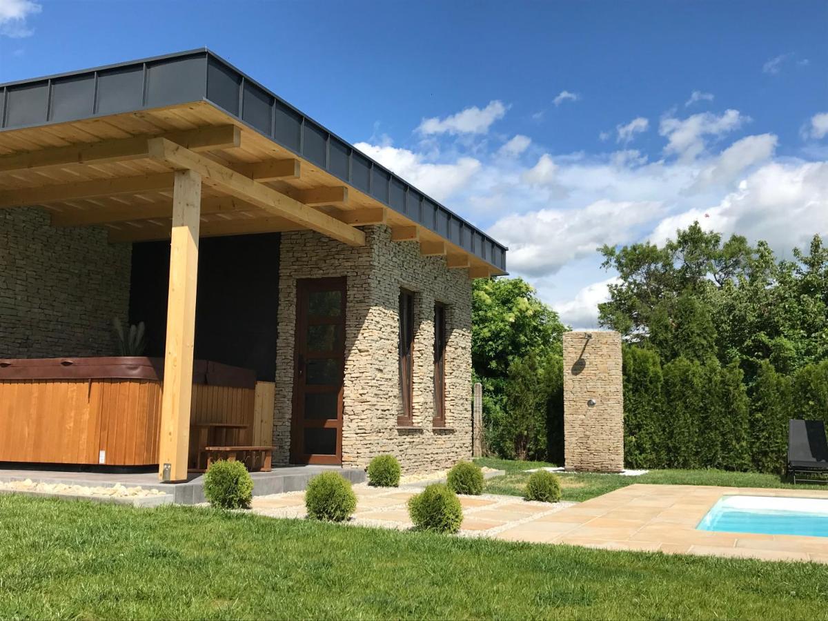 Villa Aruba & Private Spa Suites Кестели Екстериор снимка